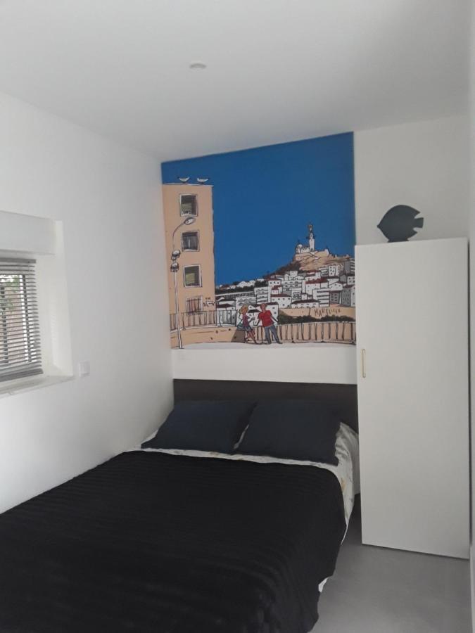 Passiflore 1 Metro Malpasse 3Mn Marseille Luaran gambar